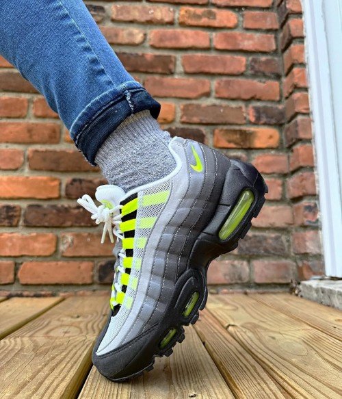 NK AIR MAX 95 OG NEON BIG BUBBLE [NEON / WHITE / GREY] 1809025