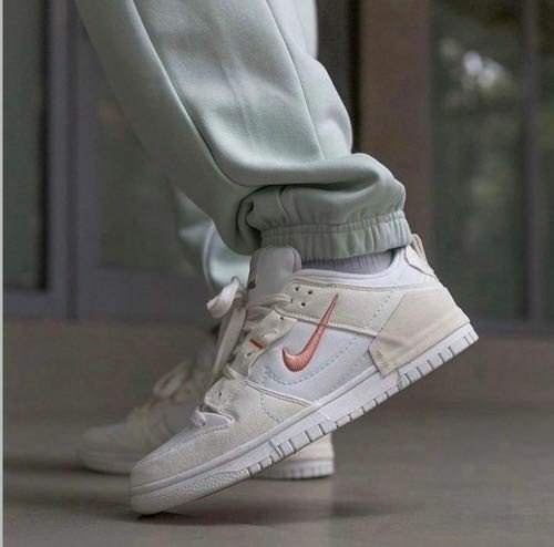 NK SB DUNK LOW DISRUPT 2 PALE IVORY SWOOSH – [CREAM / WHITE / PINK] 2508025