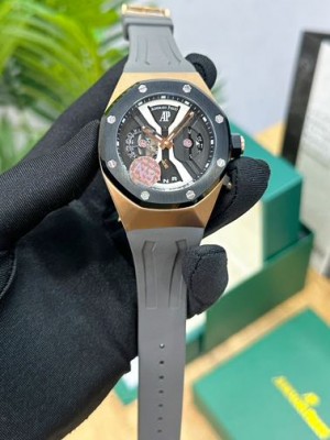 AUDEMARS PIGUET HNR ROYAL OAK CHRONOGRAPH GMT CONCEPT