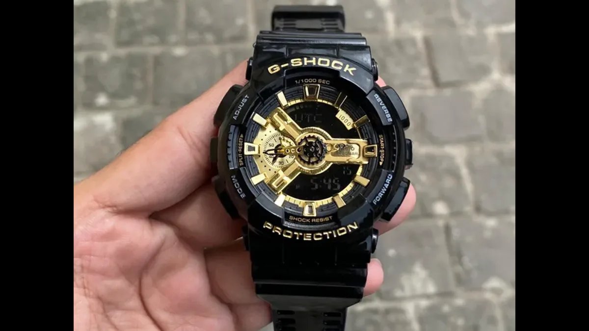 G SHOCK GA 110 black gold